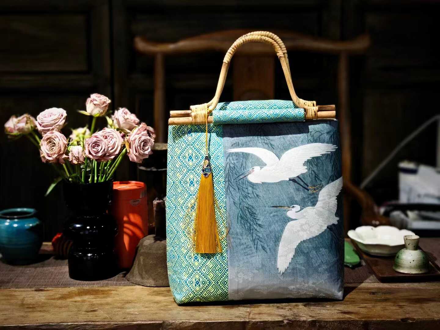 Guangxi Zhuang Brocade Green Vine Chinese-Style Handbag