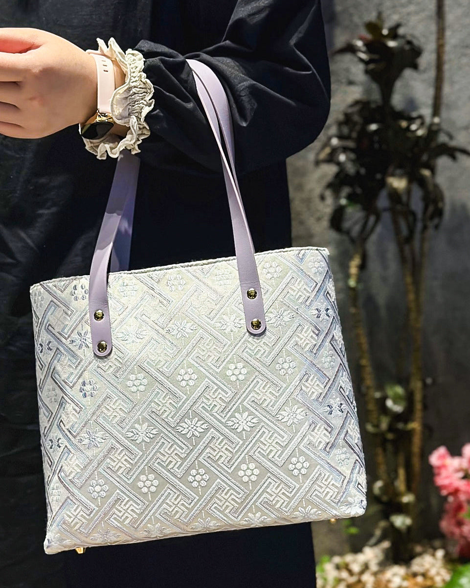 Guangxi Zhuang Brocade Tote Bag with Zipper Closure