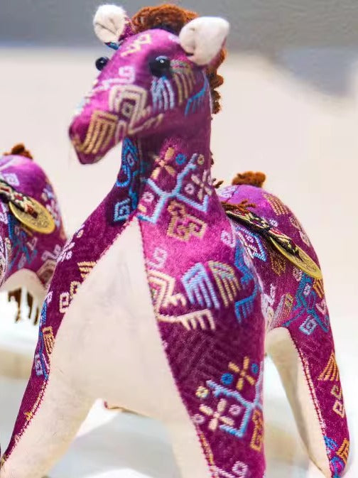 Guangxi Zhuang Brocade Horse Figurine Handcrafted Creative Gift
