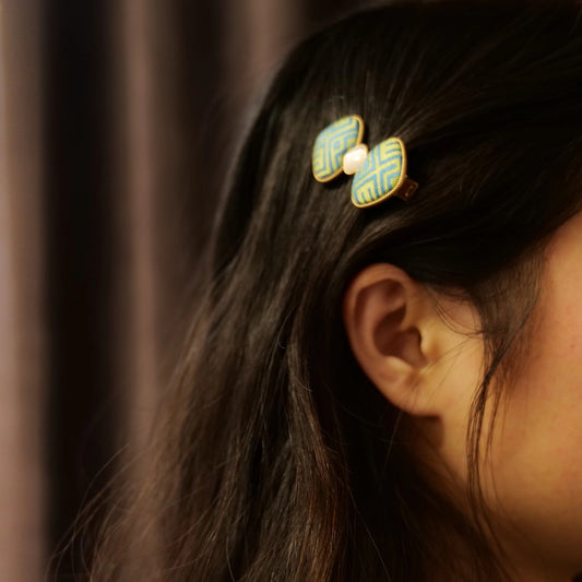 Guangxi Zhuang Brocade Bow Metal Hair Clip