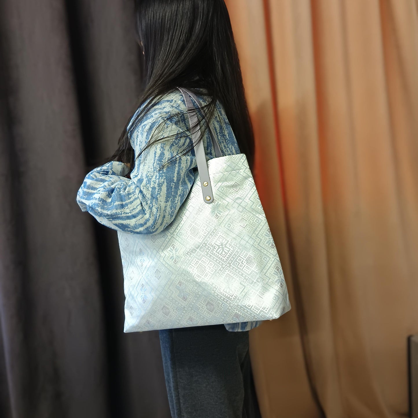 Guangxi Zhuang Brocade Shoulder Bag Tote Commuter Large Capacity