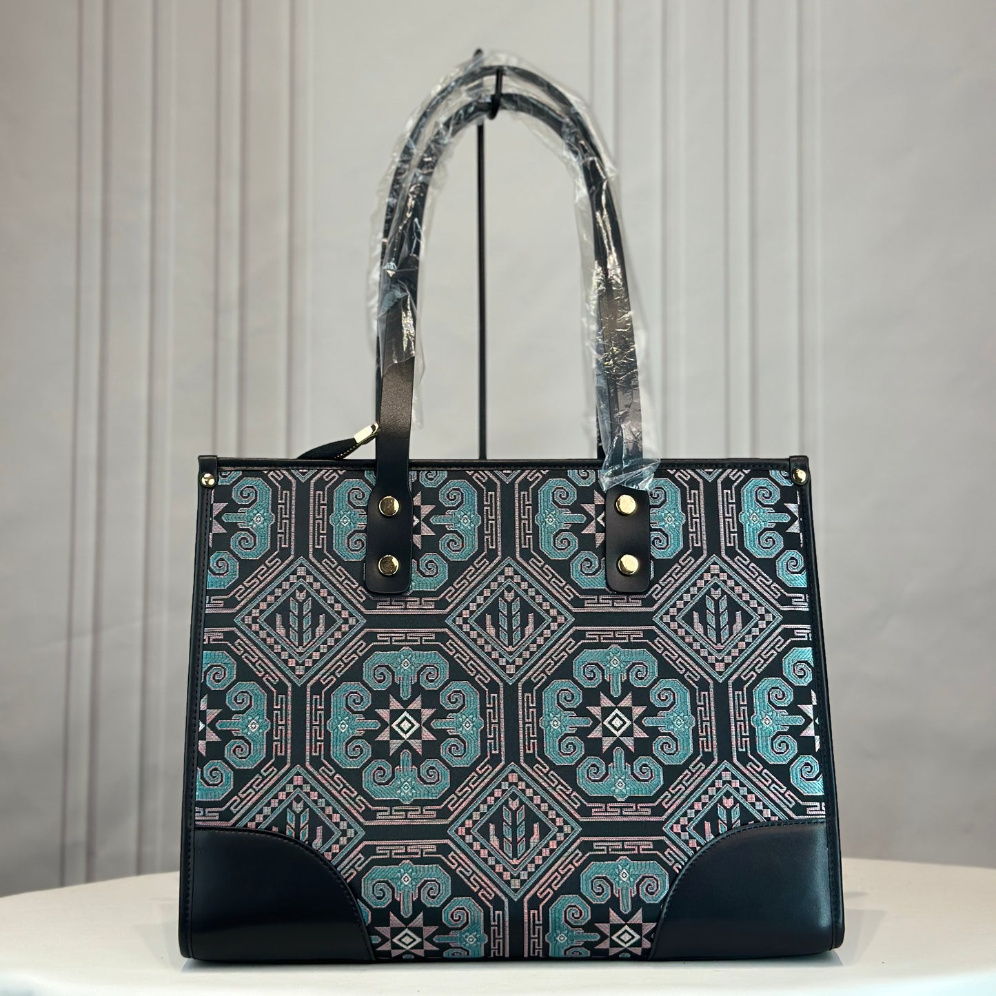 Guangxi Zhuang Brocade Large Capacity Briefcase Laptop Clutch