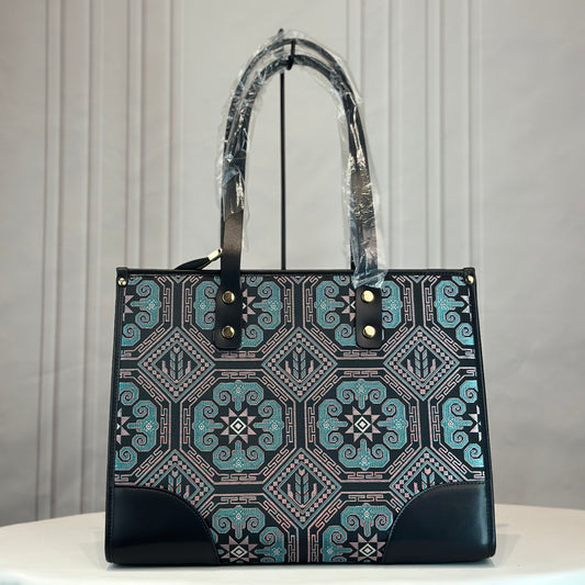 Guangxi Zhuang Brocade Large Capacity Briefcase Laptop Clutch