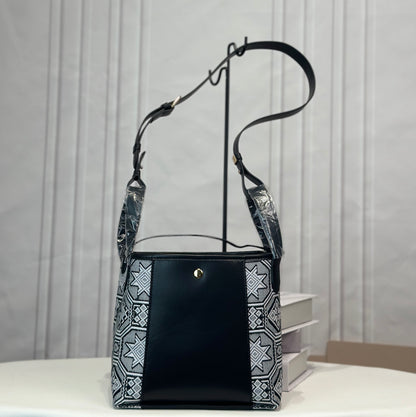 Guangxi Zhuang Brocade Handbag and Crossbody Bag for Commuting