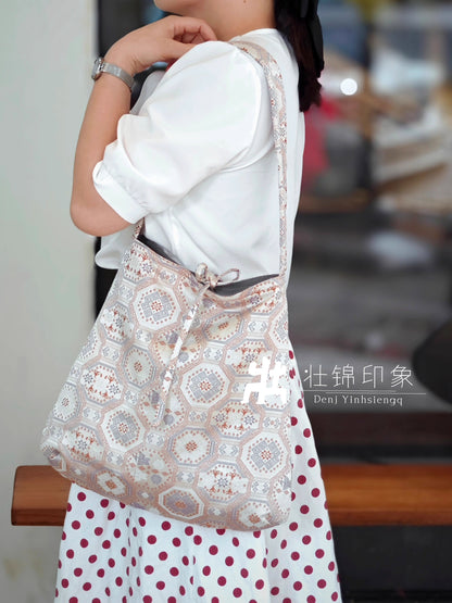 Guangxi Zhuang Brocade Ethnic Style Leisure Fabric Shoulder Bag