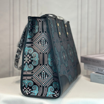 Guangxi Zhuang Brocade Large Capacity Briefcase Laptop Clutch