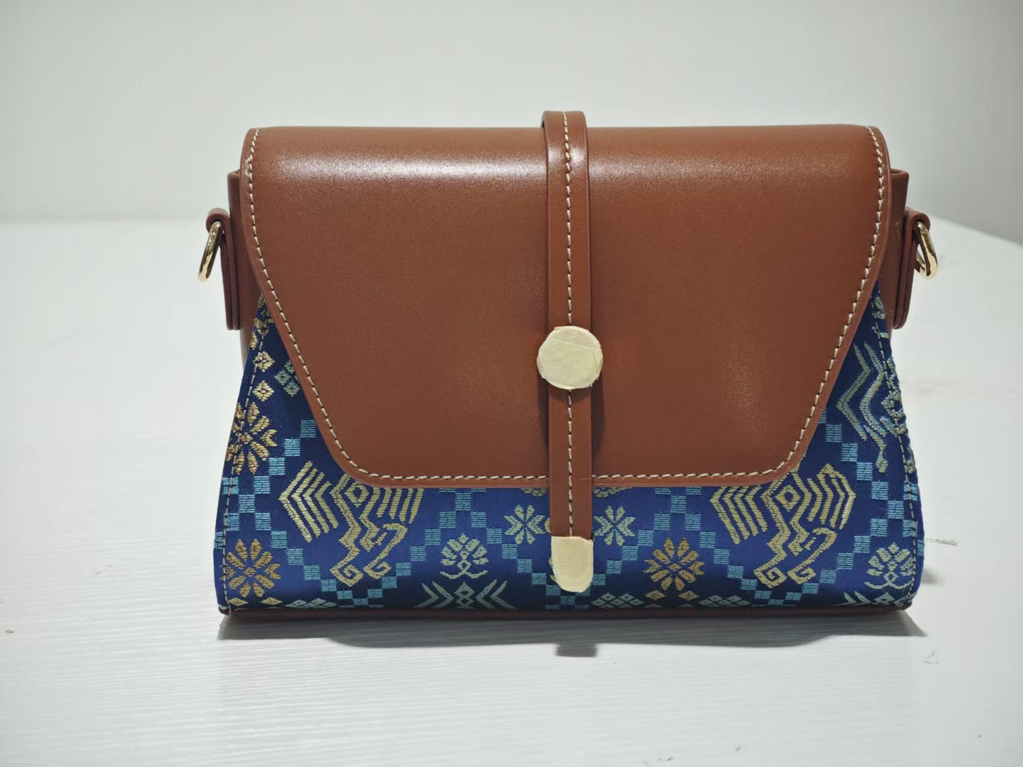 Guangxi Zhuang Brocade Shoulder Bag Crossbody Bag Waterproof, Stain-Resistant, Snag-Resistant